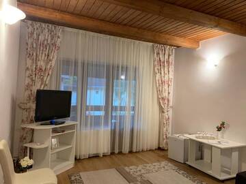 Фото номера Люкс с 2 спальнями Курортные отели Valea lui Liman г. Tomeşti 9